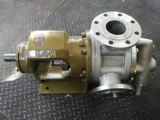 Gear pump for Molasses Applications